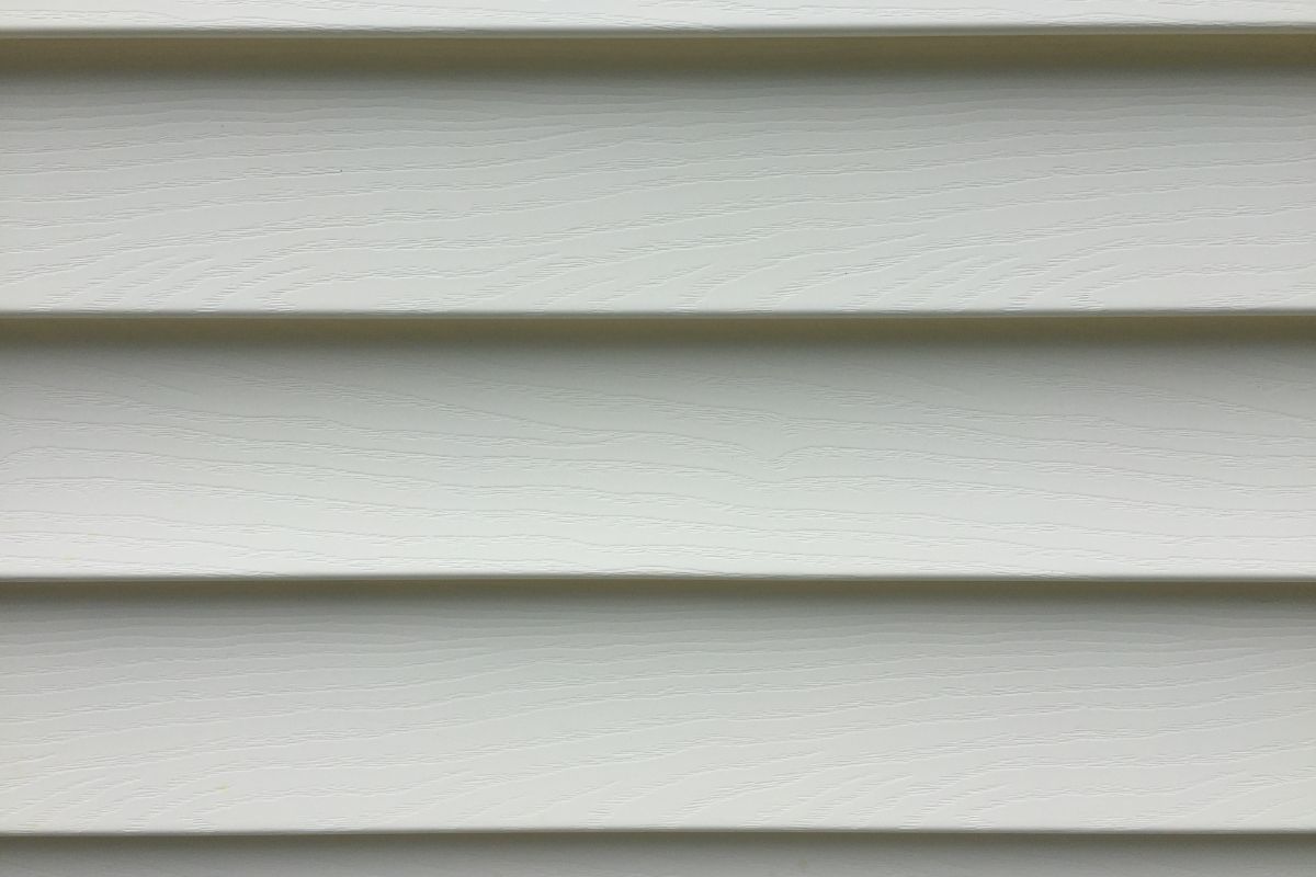 difference between moisture barrier and weather barrier